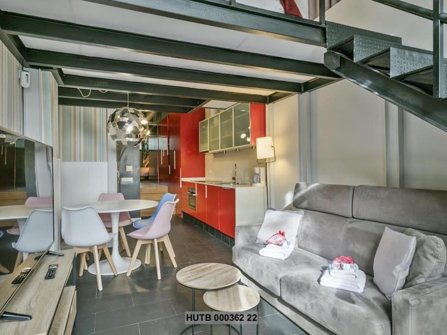 Apartament Alcam Futbol Pequeno Barcelona Zewnętrze zdjęcie